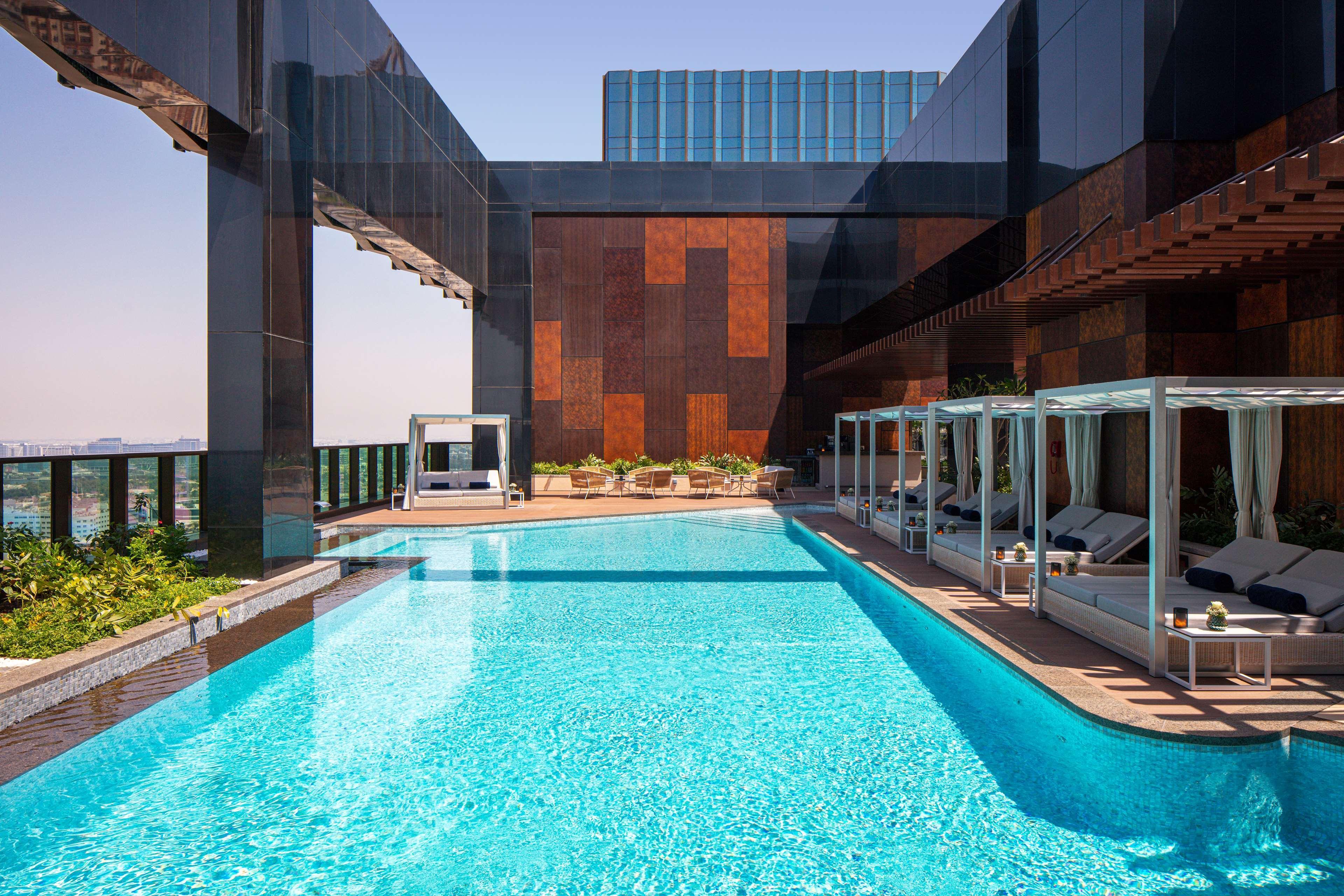 Doubletree By Hilton Hotel And Residences Dubai - Al Barsha Exterior photo